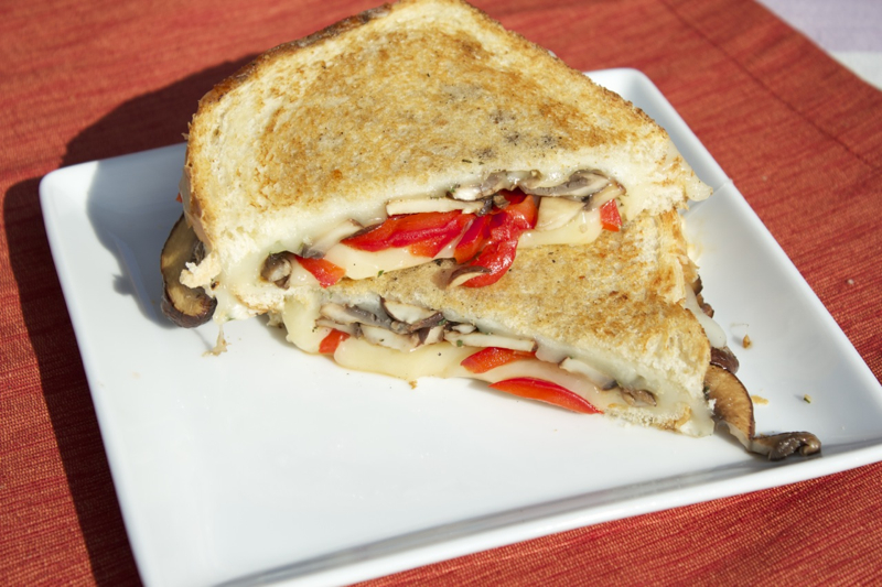 Delicious Grilled Cheese Sandwiches7
