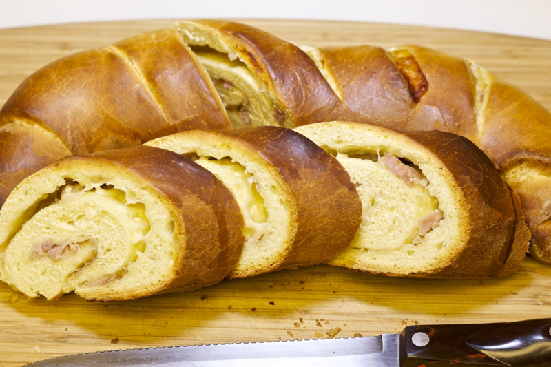 Parmesan & Prosciutto Loaf Recipe
