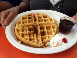 Local Brunch Cafe - Bacon waffle | Cooking-Outdoors.com | Traveling 4 Food | Gary House