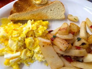 Local Brunch Cafe - Two egg breakfast | Cooking-Outdoors.com | Traveling 4 Food | Gary House