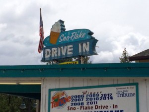 Snow Flake Drive-in | Cooking-Outdoors.com | Traveling 4 Food | Gary House
