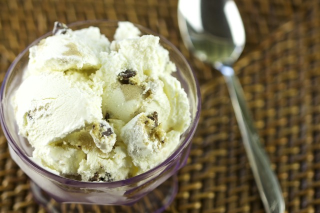 Chocolate Chip Cookie Dough Ice Cream | Cooking-Outdoors.com | Gary House