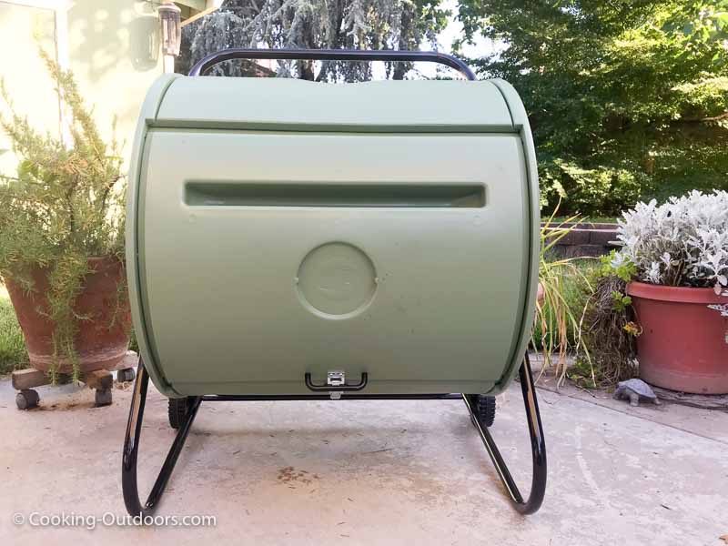 Mantis Back Porch Compost Tumbler for the Cooking Outdoors Kitchen